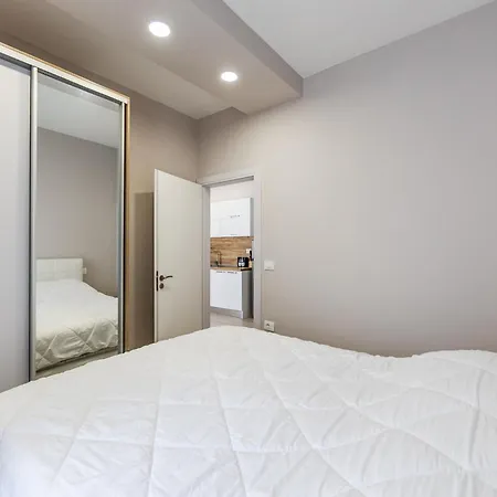 Cozy Wave Retreat 2 Min Walk By Pikhost Appartement Golem (Tirana)