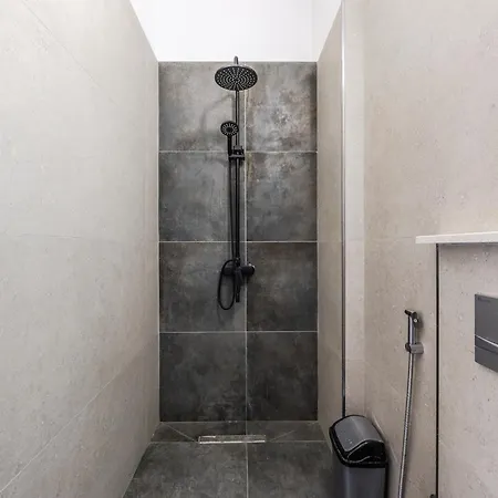 Cozy Wave Retreat 2 Min Walk By Pikhost Appartement